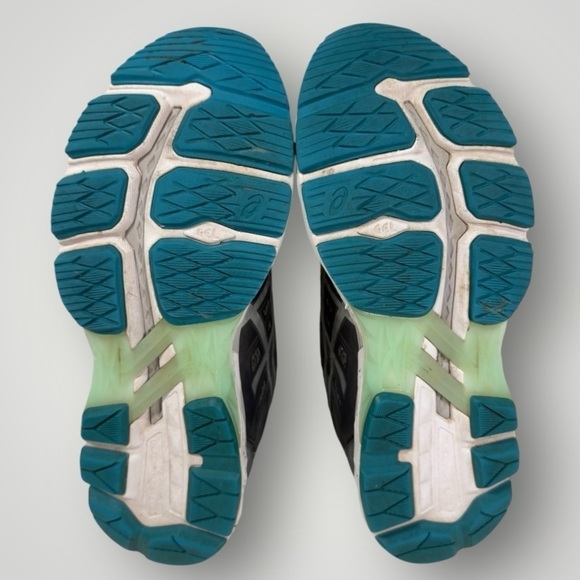 Women’s Asics GT-2000 5 size 8.5 - Picture 6 of 7